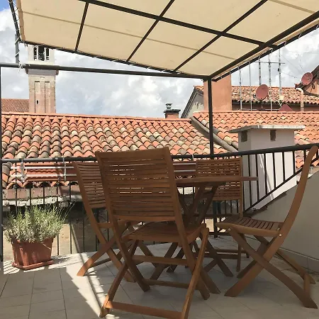 Appartamento Homes & Holidays Art District Venezia