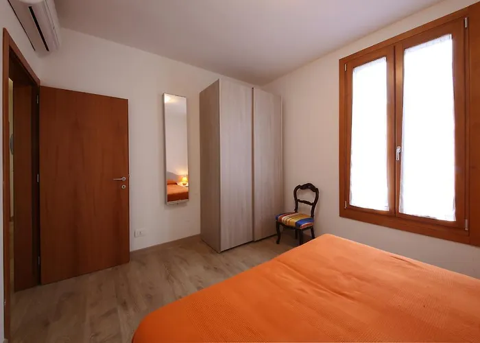 Homes & Holidays Art District *