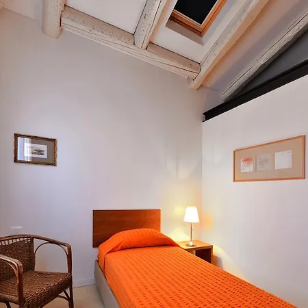Appartamento Homes & Holidays Art District *