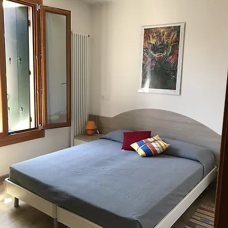 Homes & Holidays Art District Appartamento *